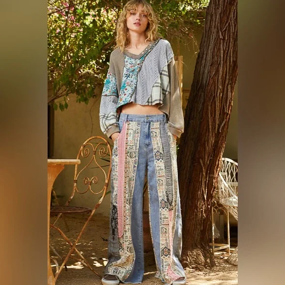 POL Boho Patchwork Wide-Leg Jeans | Multicolor Magic & Relaxed Fit - Picture 6 of 8